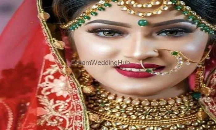 Swara Beauty Parlour