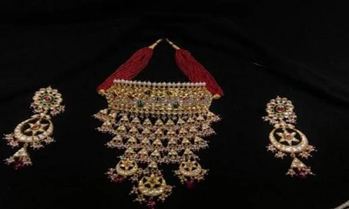 Swarn Lake Jewellers Pvt Ltd Swarn Lake Jewellers Pvt Ltd