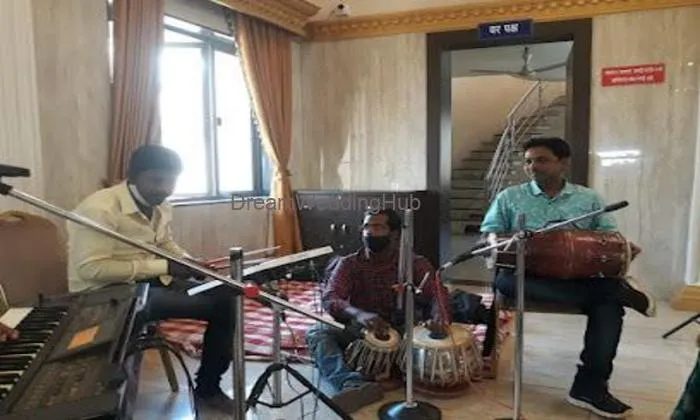 Swarsaaj The Musical Events,satara (karaoke And Live Instrumental Shows Available)