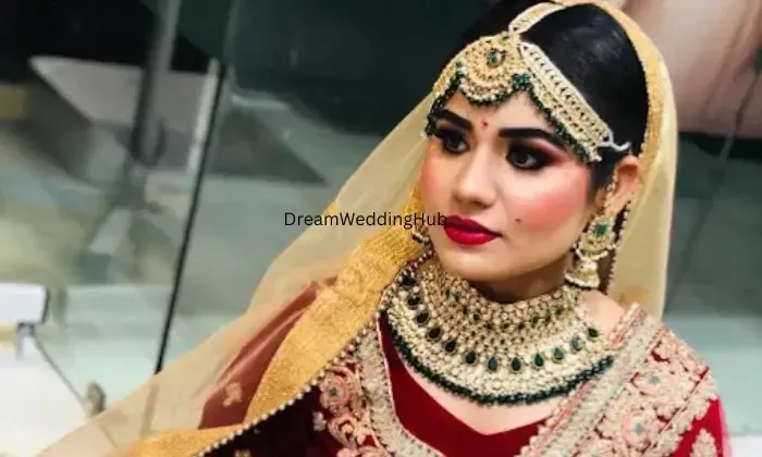Swinky Professional Makeup Artist