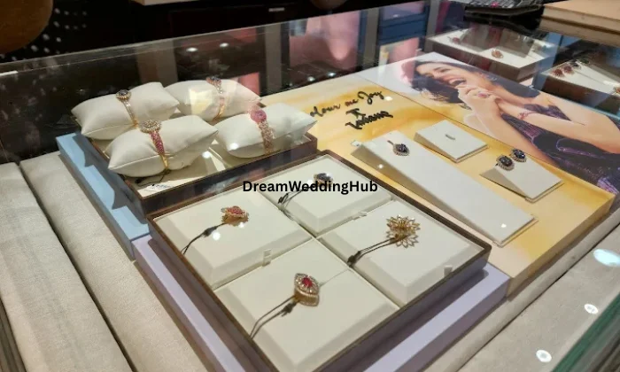 Tanishq Jewellery  Agra  Sikandara Bodla Road