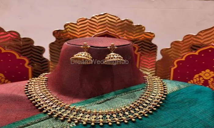 Tanishq Jewellery - Mumbai - Seawoods