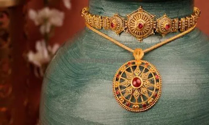 Tanishq Jewellery - Pune - Bund Garden