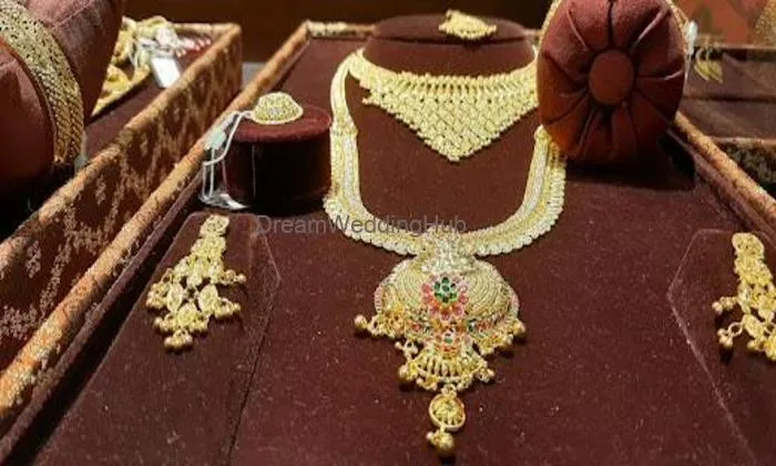Tanishq Jewellery - Pune - Laxmi Road