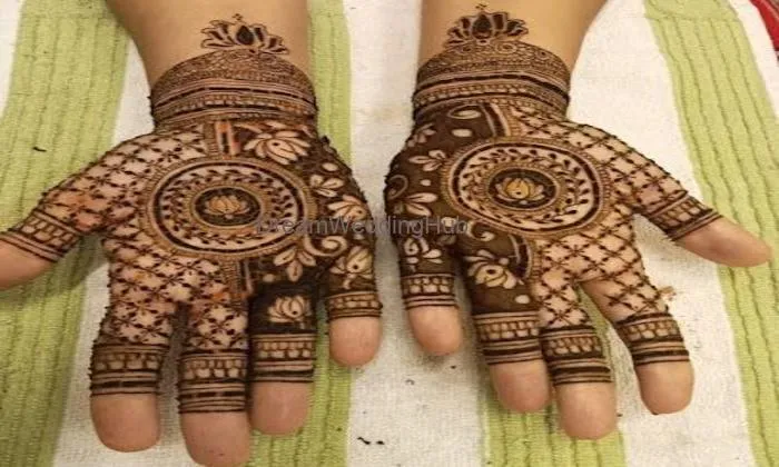 Tanvi Mehendi