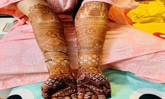 Tarankaur_ Mehndi