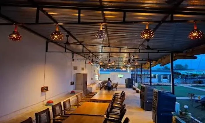 Tatya Village Farm Bundeli Thali Bhojnalaya