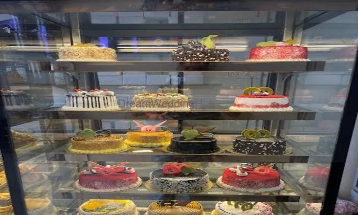 Tc Cake House
