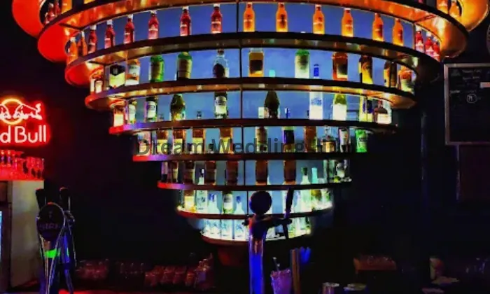 Tc - Restaurant And Bar