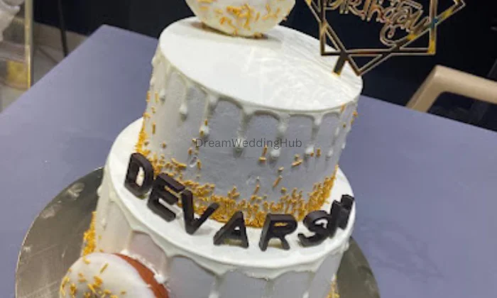 The Cake Mascot