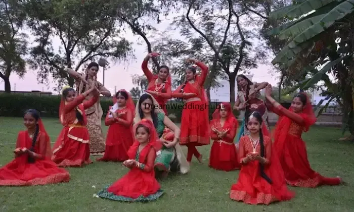 The Fast Beat Dance