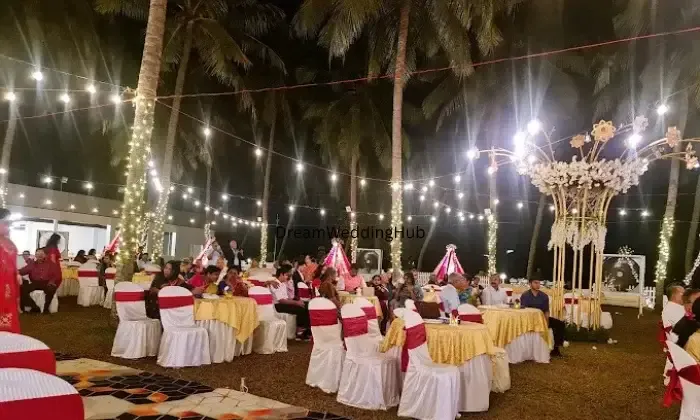 The  Grand  Bay