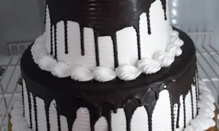 The Heirloom Cake The Heirloom Cake