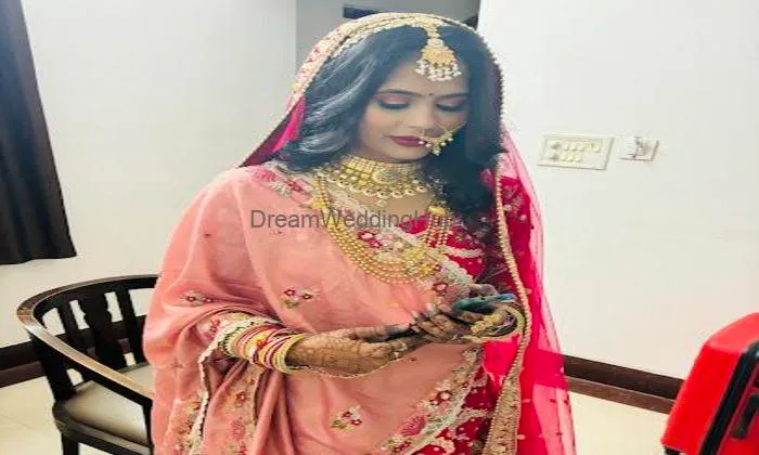The Makeover Place -best Makeup Artist In Pushkar |beauty Parlour In Pushkar The Makeover Place -best Makeup Artist In Pushkar |beauty Parlour In Pushkar