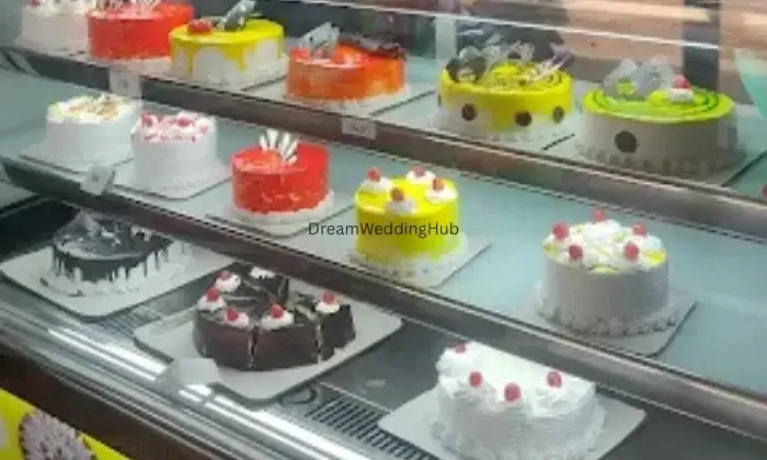 The Moms Bakery
