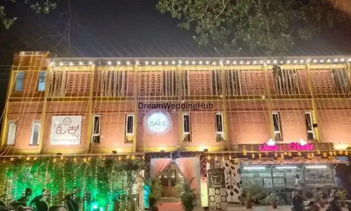 The Oaks Restaurant And Banquet Hall