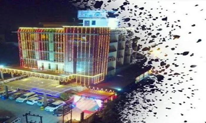 The Pearl Grand