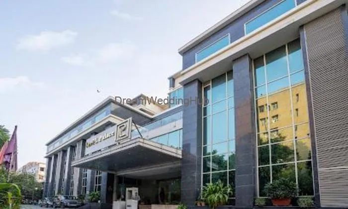 The Pl Palace Hotel