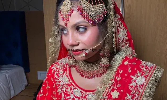 The Queen Makeup