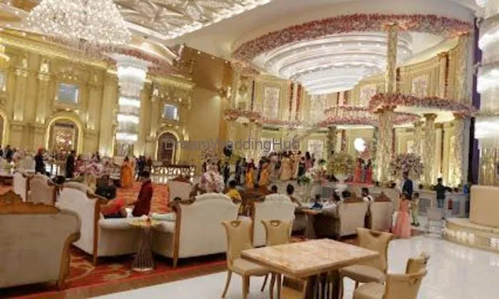 The Royal Mansion