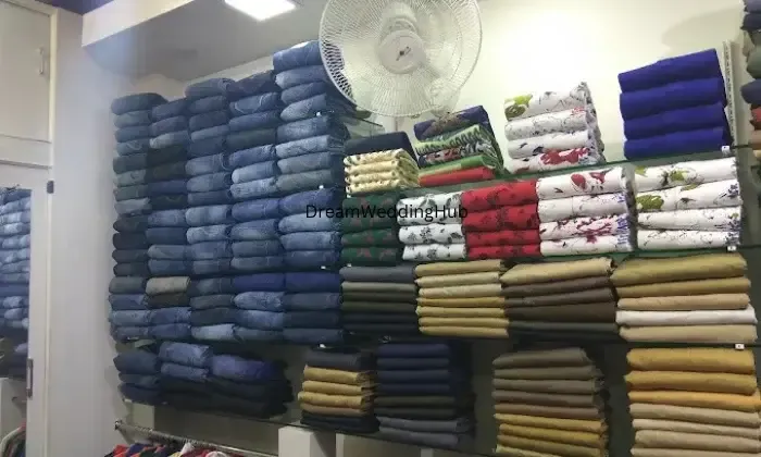 The Vogue Store