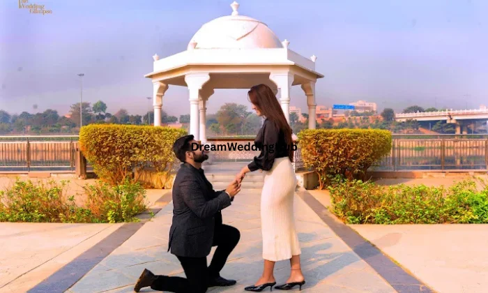 The Wedding Glimpse