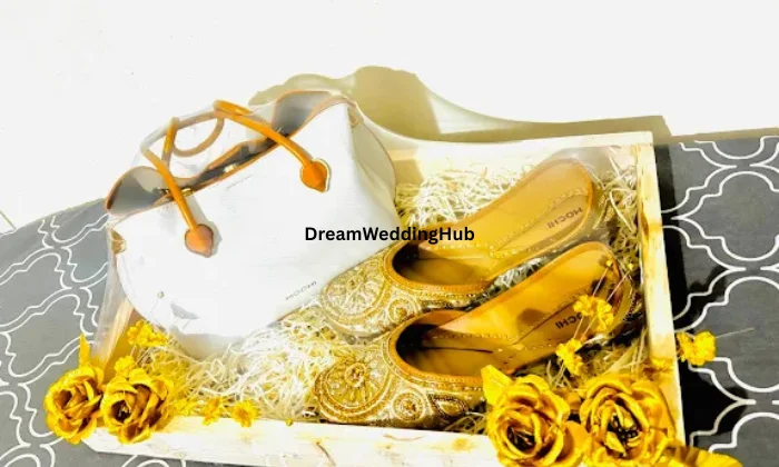 The Wedding Packing Designer