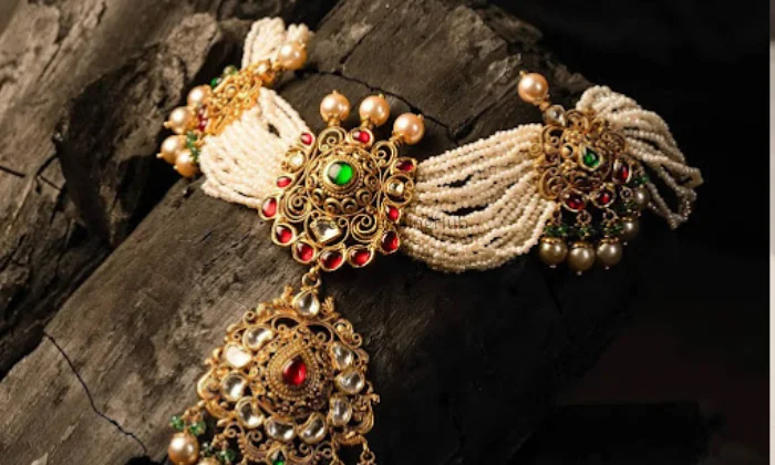 Tholasi Jewels