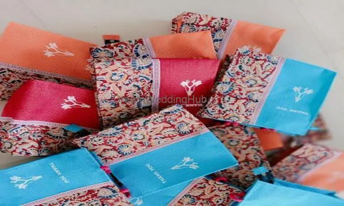 Tmc's Gifts And Crafts