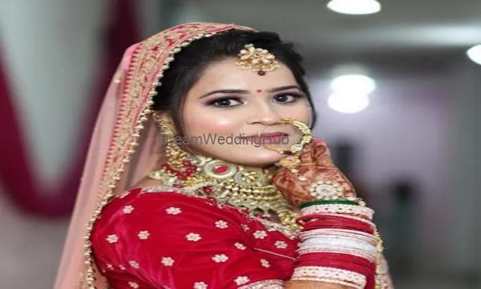 Toni & Guy - Best Salon In Meerut | Best Bridal Makeup In Meerut