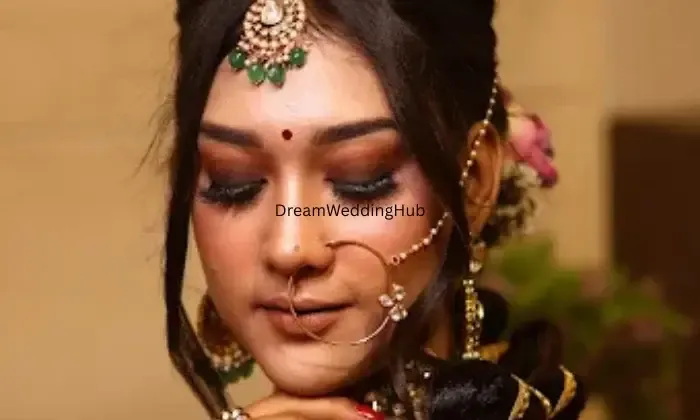 Triss Salon Mathura