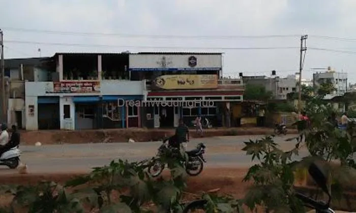 Tushar Bar And Restaurant