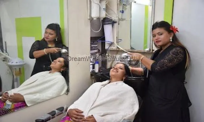 Twinky's - Hair | Beauty | Skin (beauty Parlour) Twinky's - Hair | Beauty | Skin (beauty Parlour)
