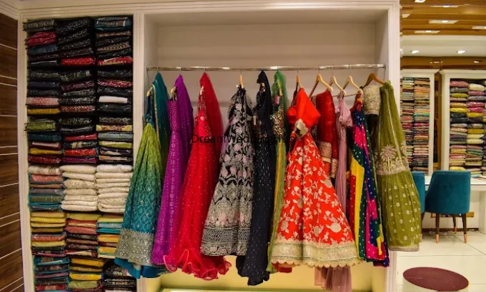 Umang  Sarees