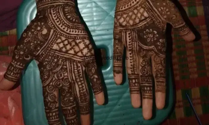 Umas Mehandi