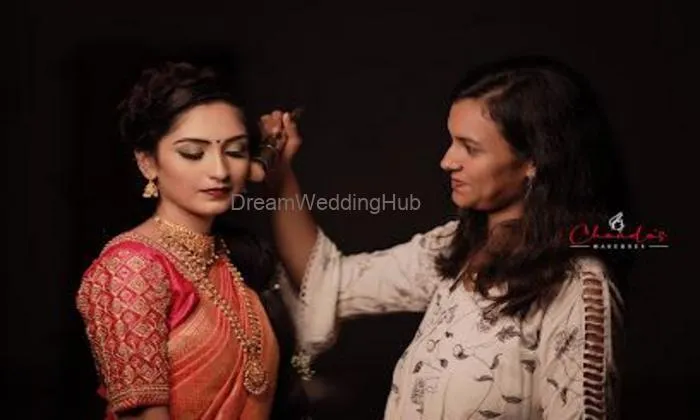 Unique Beauty Studio | Unique Beauty Parlour | Best Make-up Artist And Beauty Parlour In Karad Unique Beauty Studio | Unique Beauty Parlour | Best Make-up Artist And Beauty Parlour In Karad