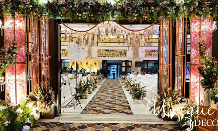 Unique Decors