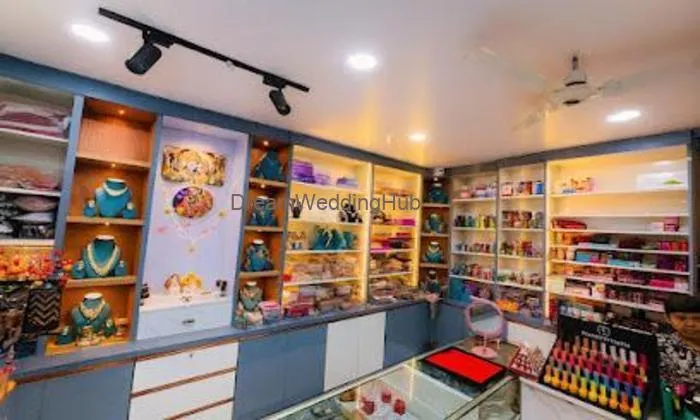 Unique Fashion Gallery