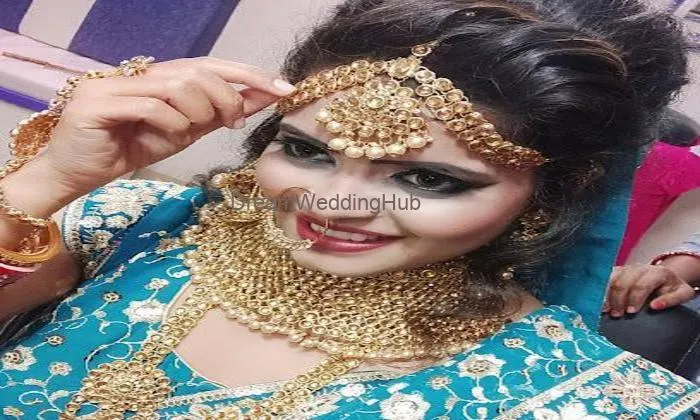Unique Makeup Studio & Academy (ladies)