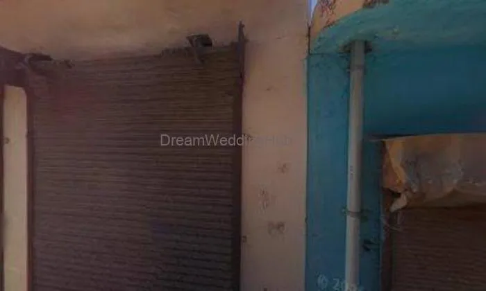 Univarsal Men,s Parlour