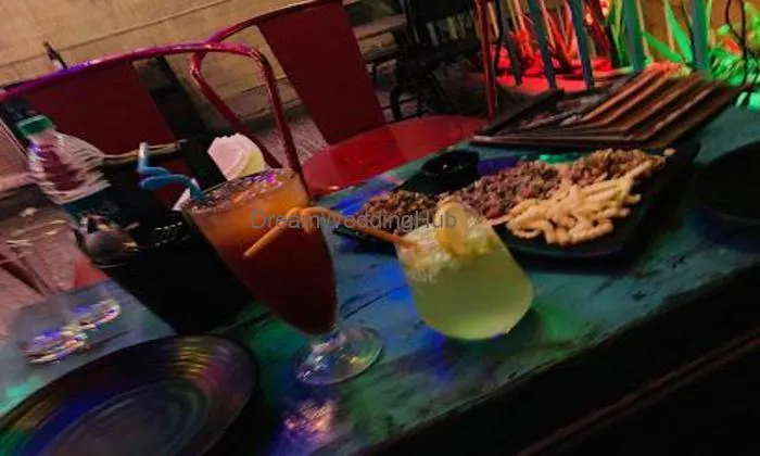 Unplugged Cafe And Bar