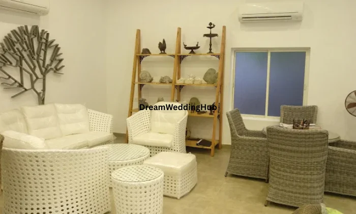 Urbane Home