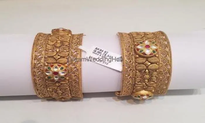 Urmila Jewellers, Modinagar