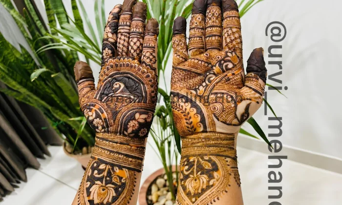 Urvi Mehandi Studio
