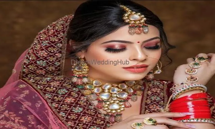 Urvi The Makeup Lounge