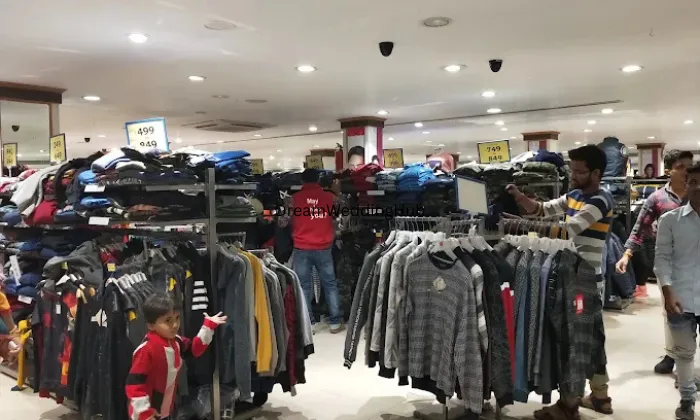 V-mart - Raibareli