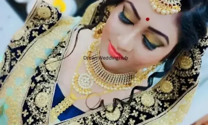 Vaani Beauty Salon