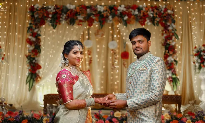 Vaibhav Studio  New Born Photography