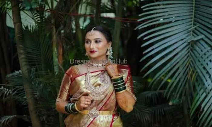 Vaishnavi Kalghatgi Makeup Artist