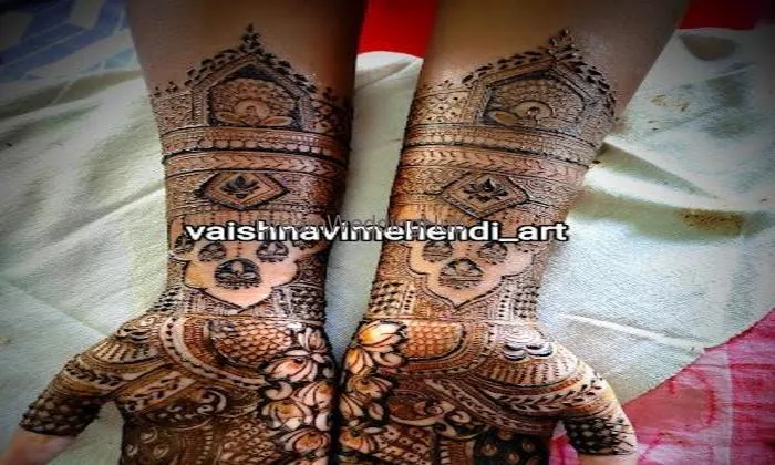Vaishnavi Mehendi Artist